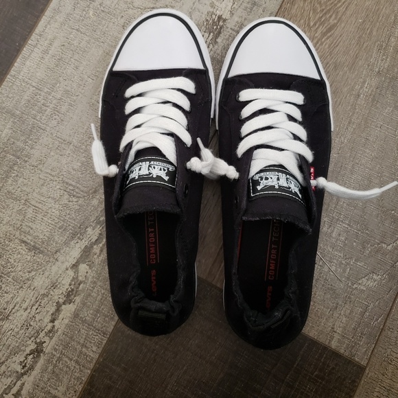 levi strauss tennis shoes